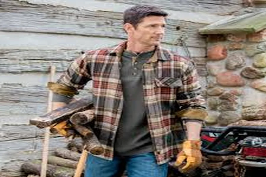 Legendary Whitetails Men's Buck Camp Flannel Shirt Guide