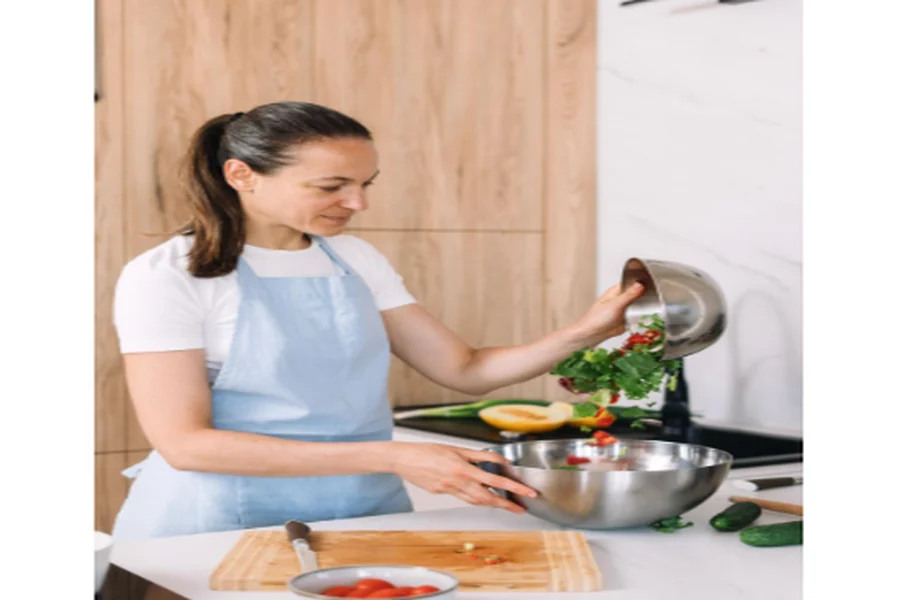 Why Fresh Ingredient Cooking Is Becoming Part of Modern Wellness Routines